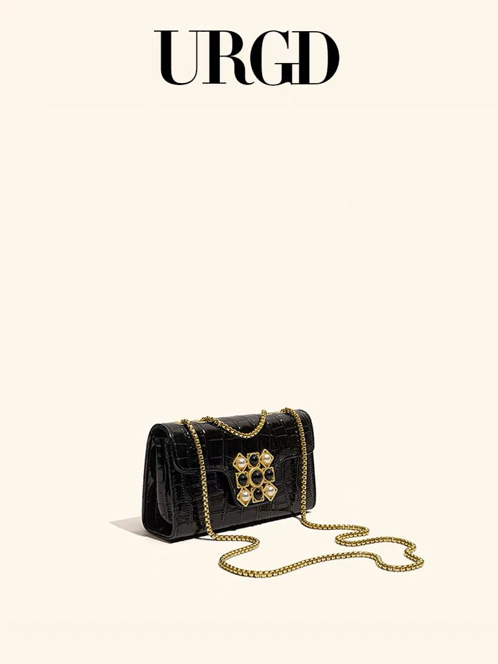 Clutch - Black with Shoulder Chain
