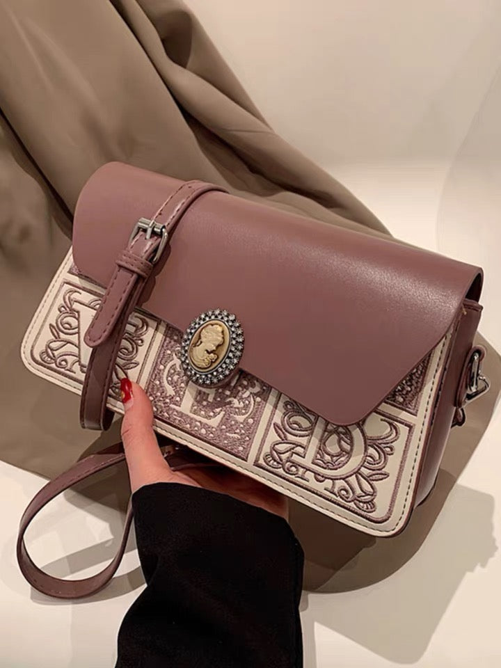 Clutch - Embroidered Pattern - Brown Leather