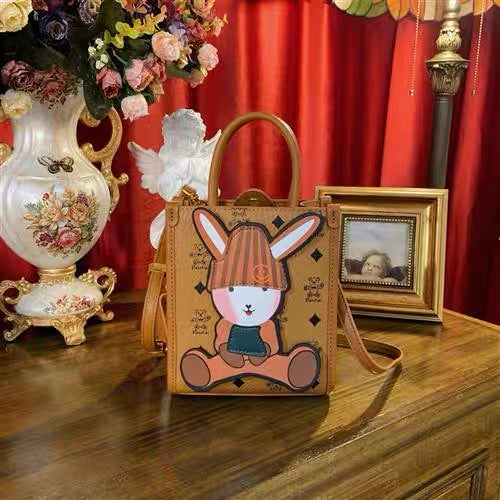 Clutch - Bear Pattern - Brown Leather