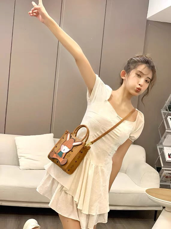 Clutch - Bear Pattern - Brown Leather